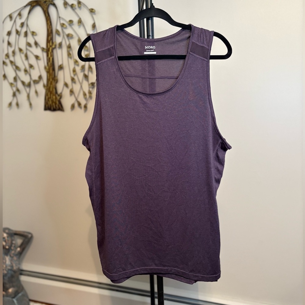 Skora Qwick-Dry Tank Top in Purple